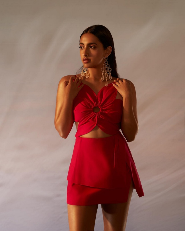 Akansha Ranjan Kapoor Latest Instagram Photos